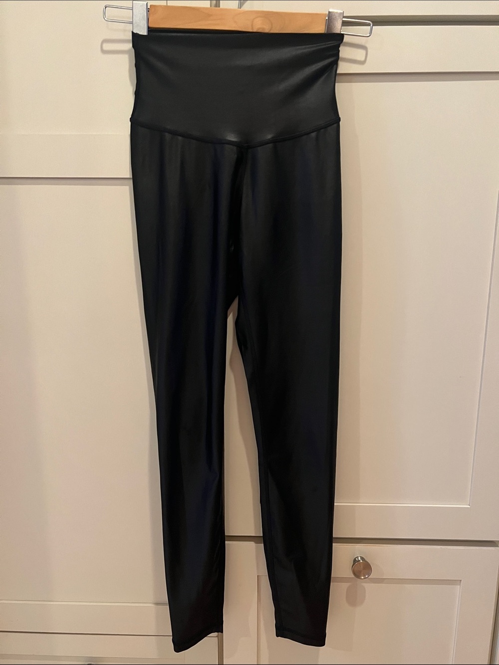GingerChikFit black metallic legging size small